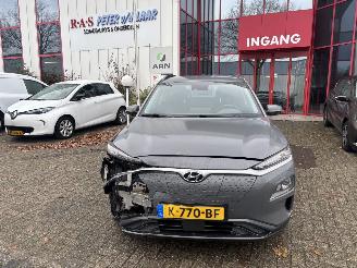 krockskadad bil auto Hyundai Kona COMFORT 39KW 2020/1