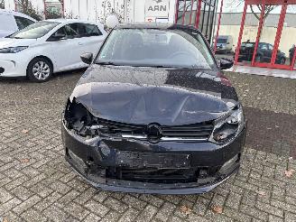 krockskadad bil auto Volkswagen Polo 1.0 COMFORTLINE 2016/3