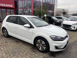 Volkswagen Golf E-GOLF picture 9
