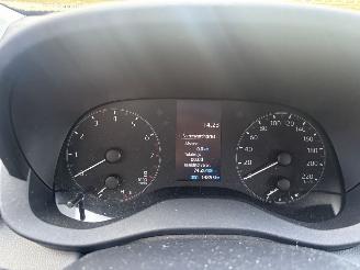 Toyota Yaris 1.0 VVT-I ACTIVE picture 16