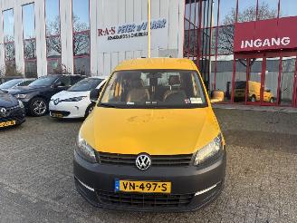 Schadeauto Volkswagen Caddy 1.6 TDI AUTOMAAT 2015/9