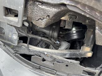 Mercedes C-klasse 300 e Plug-in Hybride T-Model picture 22