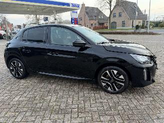 Peugeot 208 1.2 -74 Kw Allure picture 8