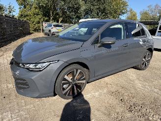 Coche accidentado Volkswagen Golf 1.5 E-Hybride 2026/1