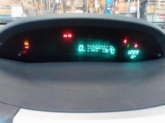 Toyota Yaris  picture 10