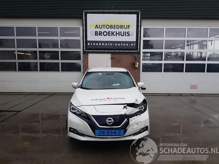 Nissan Leaf Leaf (ZE1), Hatchback, 2017 39/40kWh