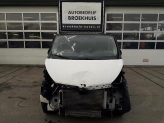 Vrakbiler auto Renault Trafic Trafic (1FL/2FL/3FL/4FL), Van, 2014 1.6 dCi 125 Twin Turbo 2017/2