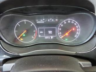 Opel Corsa-E Corsa E, Hatchback, 2014 1.3 CDTi 16V ecoFLEX picture 11