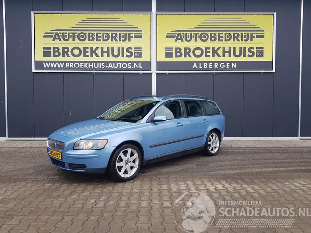 Volvo V-50 2.4 Momentum