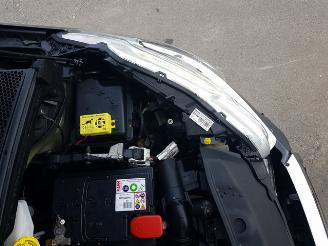 Peugeot 208 1.2 PureTech Blue Lion picture 12