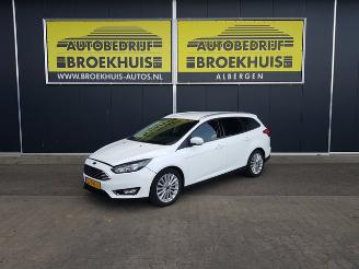 skadebil auto Ford Focus 1.0 Titanium 2018/4