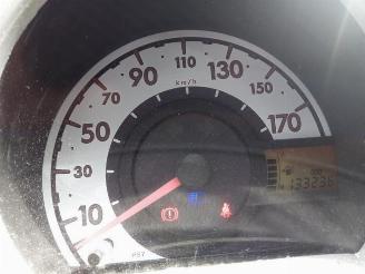 Toyota Aygo Aygo (B10), Hatchback, 2005 / 2014 1.0 12V VVT-i picture 12