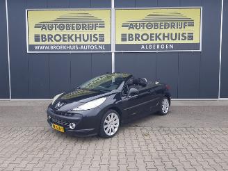 Peugeot 207 CC 1.6 VTi picture 1