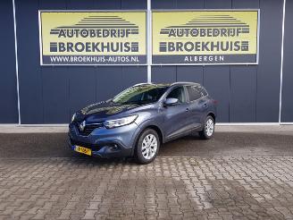 Damaged car Renault Kadjar 1.2 TCe Intens 2017/9