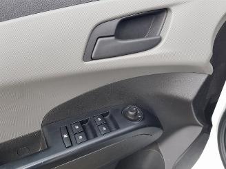 Chevrolet Aveo 1.2 LT picture 24