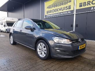 Volkswagen Golf 1.0 TSI Connected Series picture 6
