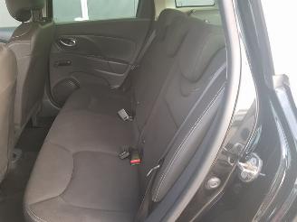 Renault Clio Estate 0.9 TCe Night&Day picture 11