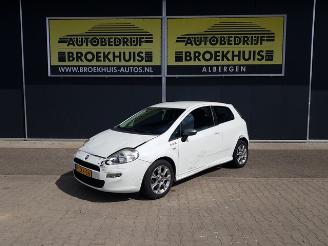 Damaged car Fiat Punto Evo 0.9 TwinAir Young 2014/12