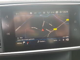 Peugeot 308 1.6 BlueHDi Blue Lease Executive picture 15