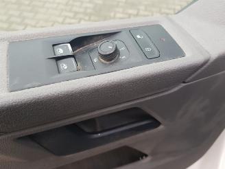 Volkswagen Transporter 2.0 TDI L2H1 DC 30 picture 21