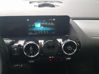 Mercedes B-klasse 200d picture 19