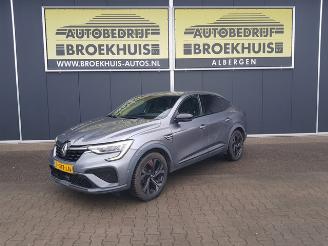 krockskadad bil auto Renault Arkana 1.6 E-Tech Hybrid 145 R.S. Line 2022/4