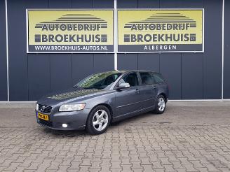 krockskadad bil auto Volvo V-50 1.6 D2 S/S Limited Edition 2012/5