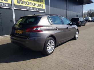 Peugeot 308 1.2 e-THP Blue Lease picture 8