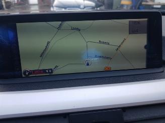 BMW 3-serie 320i Executive picture 27