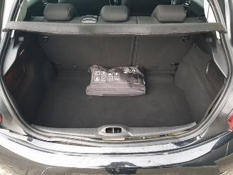 Peugeot 208 1.2 PureTech Allure picture 12