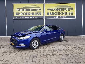 krockskadad bil auto Ford Mondeo 1.5 TDCi Titanium 2016/8