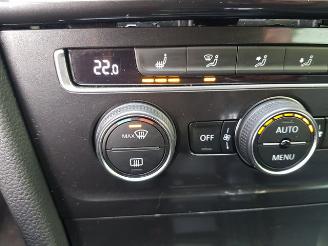 Volkswagen e-Golf e-Golf picture 17