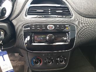 Fiat Punto Evo 0.9 TwinAir Young picture 20