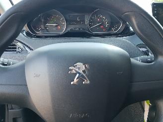 Peugeot 208 1.0 PureTech Access picture 16