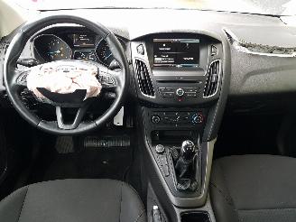 Ford Focus 1.0 Trend picture 16
