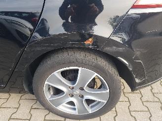 Renault Clio Estate 0.9 TCe Night&Day picture 9