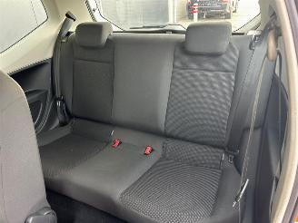 Volkswagen Up! 1.0 move up! picture 14