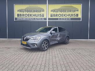 skadebil auto Renault Arkana 1.6 E-Tech Hybrid 145 R.S. Line 2022/6
