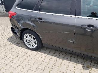 Ford Focus Wagon 1.0 Trend picture 11