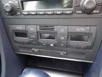 Audi A4 Quattro 3.0 V6 picture 6