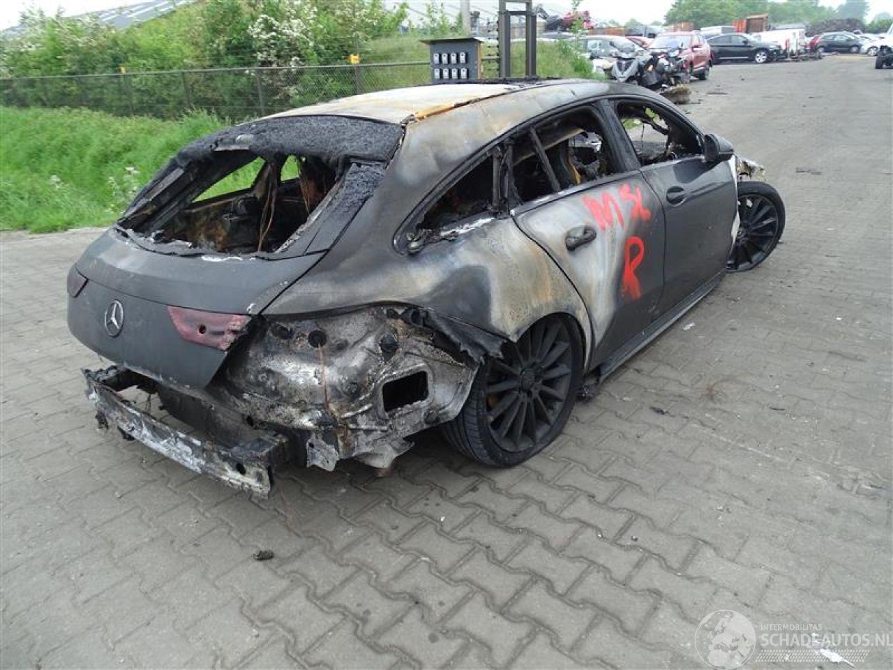 Mercedes Cla-klasse Shooting Brake  200 Turbo