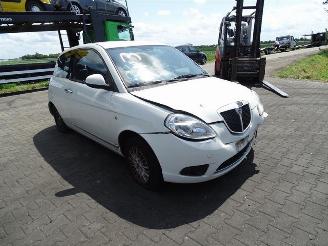 Lancia Ypsilon 1.2 picture 4