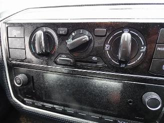 Volkswagen Up! 1.0 picture 6