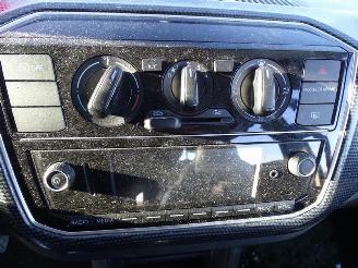 Volkswagen Up! 1.0 12v picture 6