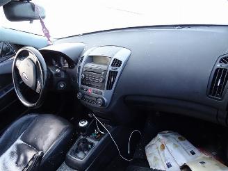 Kia Cee d 1.6 16v picture 5