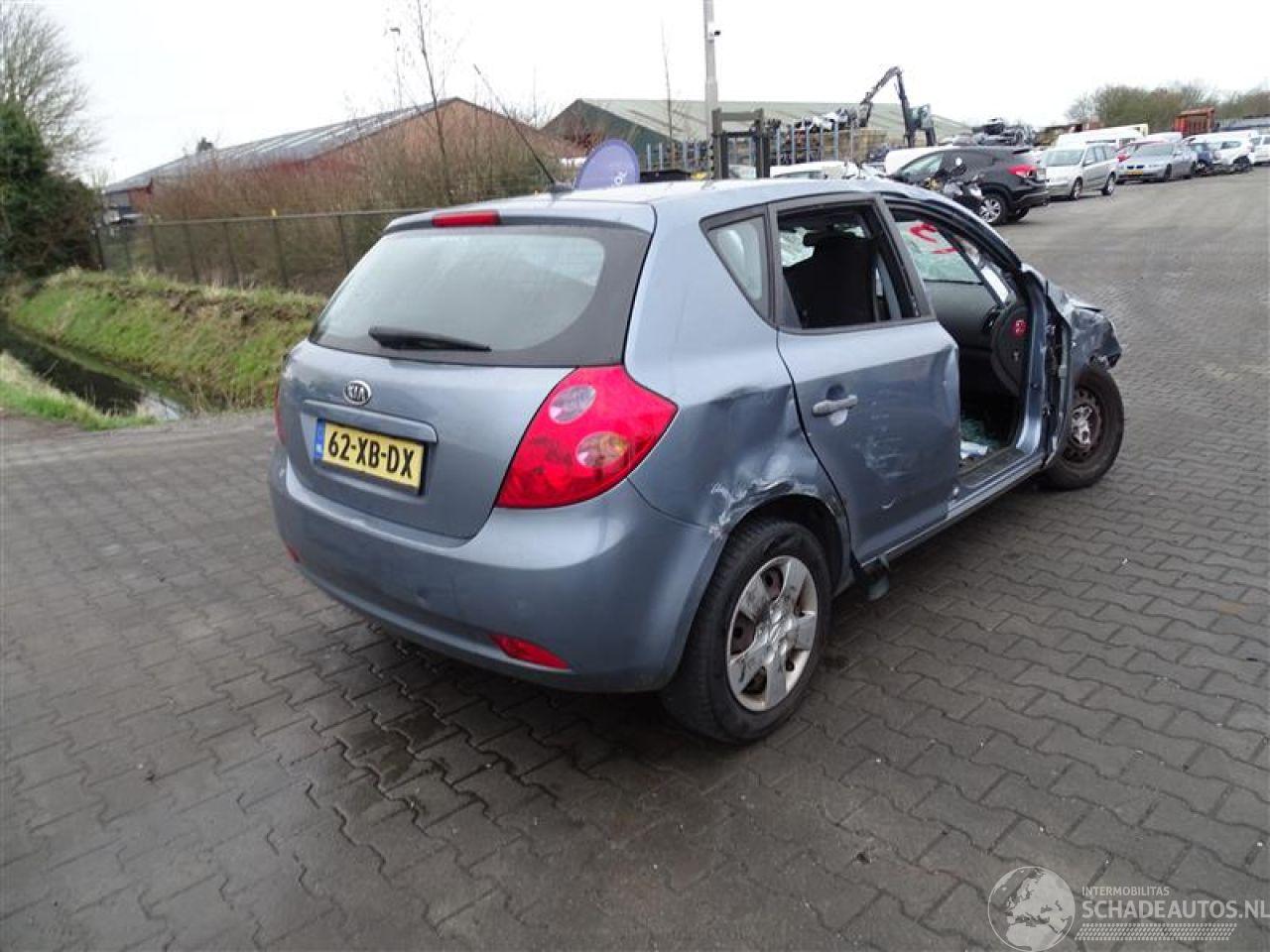 Kia Cee d Sporty Wagon 1.6 16v