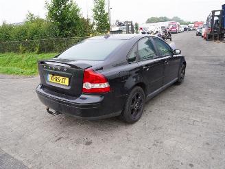 Vrakbiler auto Volvo S-40 1.8 16v 2005/8