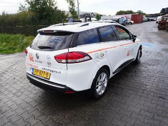 Vrakbiler auto Renault Clio GrandTour 0.9 TCe 2017/9