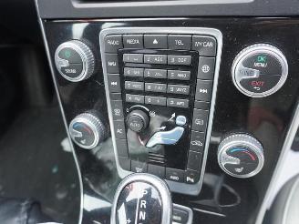 Volvo V-60 D5 20V AWD Twin Engine Plug-in Hybrid picture 6