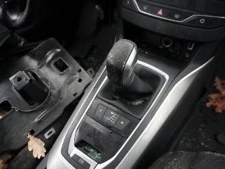 Peugeot 308 SW 2.0 Blue HDI picture 7